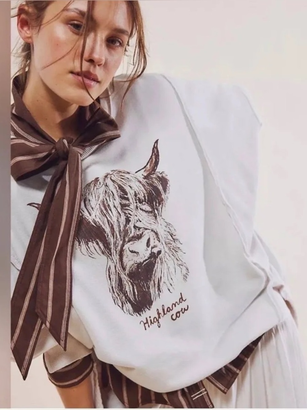 NWT FREE PEOPLE WE THE FREE GRAPHIC CAMDEN PULLOVER - HIGHLAND COW Sz Large